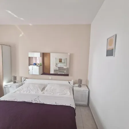 Sandi Apartamento