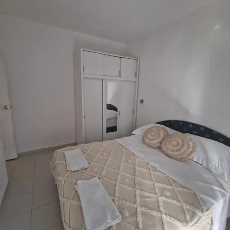 Sandi Apartamento Makarska